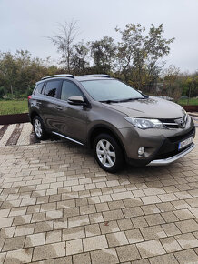 Toyota RAV4 - 3