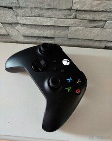 XBox ovládač - 3