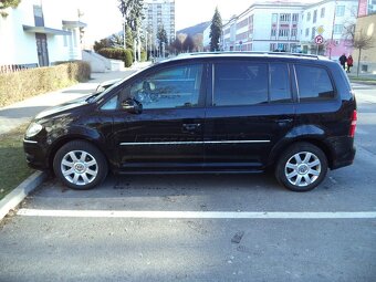 Volkswagen Touran 1.9 TDI Highline DSG automat 2009 - 3