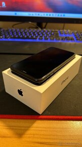 iPhone XR 64 - 3