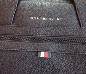 Tommy Hilfiger notebookova čierna - 3