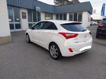 Hyundai i30 102 000 km - 3