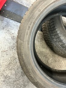 Predám 245/45r18 zimné continental - 3