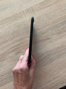 Iphone XR na náhradné diely - 3