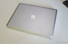 Apple Mac book Pro 2011 - 3