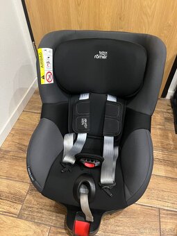 BRITAX RÖMER Autosedačka Dualfix M i-Size - 3