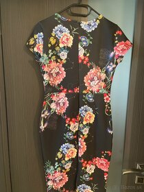 Kvetovane šaty - 3