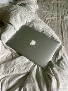 Apple MacBook Air 13" 2017 - top ponuka - 3