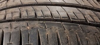 Predám 4ks slušné letné 215/60r17C Michelin na dodávku - 3