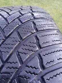 215/65 r17 zimné pneu.DOT.3922 - 3