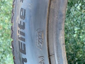 Pneumatiky goodride 235/45 R18 - 3