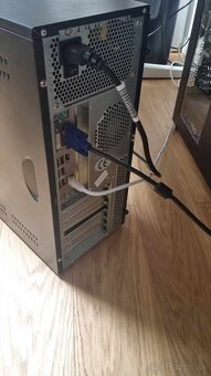 Kancelárske PC - Intel Core 2 Duo E8400, 4GB RAM, 512GB HDD - 3