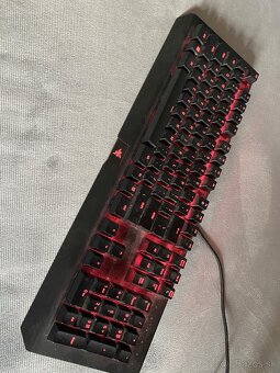 Herná klávesnica Razer Blackwidow X Chroma - 3