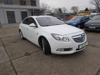 Opel Insignia 2.0 CDTI BiTurbo 195k Cosmo AT6 - 3