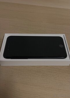 Iphone se 2020 64GB - 3