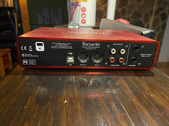 Focusrite Scarlett 2i4 2nd Generation zvuková karta - 3