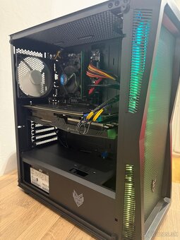 Herne PC rx vega 64, i5, 16GB, ssd, RGB, win10 - 3