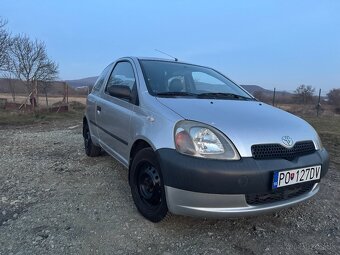 Toyota Yaris 1.0 benzín - 3