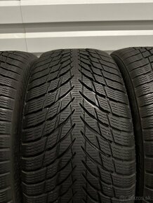 Sada pneu 225/40/19 NOKIAN - 3