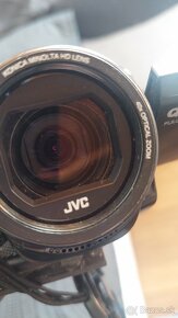 FullHD kamera JVC Everio - 3