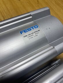 FESTO DSVC-100-100-PPVA-N3 - pneumaticky valec - 3