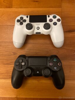 PlayStation 4 Slim 500GB + 2x ovládač + Hry + príslušenstvo - 3