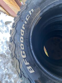 BFGoodrich All-Terrain T/A 265/65 R17 - 3