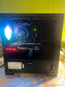 Pc : i3 12100f , 16gb ddr5 , ssd 512gb nvme , rx 5600xt - 3