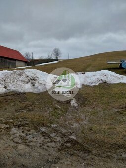 Veľký pozemok na stavbu RD 15km od Dolného Kubína. ID P003BD - 3