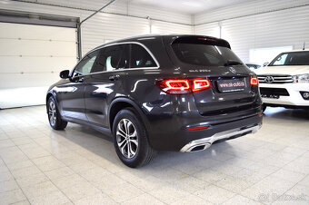 Mercedes-Benz GLC 200d 4 MATIC rv 2022 - DPH - 3