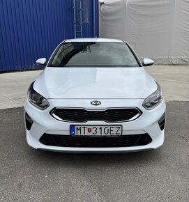 KIA Ceed 1.4 t-gdi Gold + Navi - 3