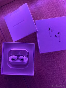 Apple AirPods 3 - 3