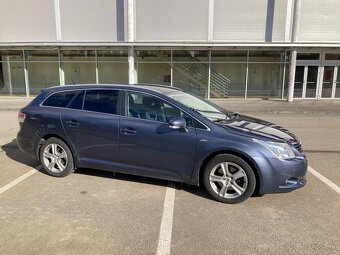 Toyota Avensis 2.2 DCat 110kw Automat - 3