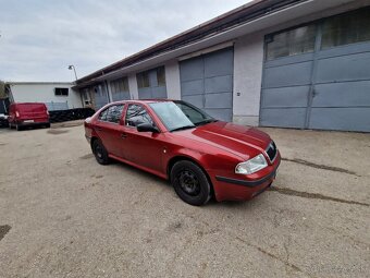 Skoda Octavia 1.6 55kw - 3