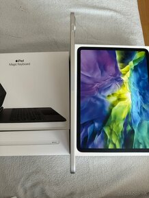 Apple iPad Pro 11” (2020) + Magic Keyboard + Apple pencil - 3