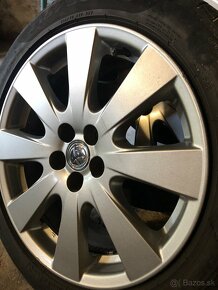 Elektróny Toyota 215/50 R17 na letných pneu - 3