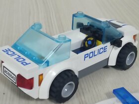 60042 LEGO City High Speed Police Chase - 3