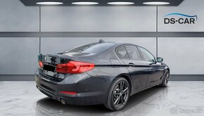 BMW 5xx 530d xDrive A/T Sport line - 3