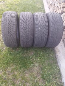 Pirelli 235/55 r.19 - 3