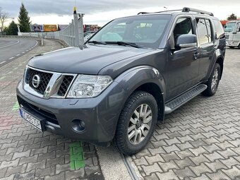 Nissan Pathfinder 2.5 dCi LE A/T - 3