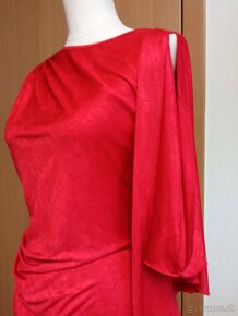 Červené spoločenské šaty - asymetrické - 3