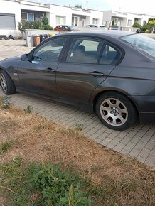 BMW e90 320d A/T 120kw - 3