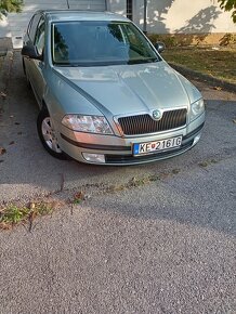 ŠKODA OCTAVIA  TOUR 1,6 BENZ.75KW.R2012 KUP.NA SLOV.STK 2026 - 3