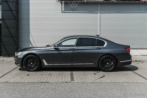 BMW Rad 7 730d xDrive A/T - 3