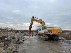 drvenie stavebnej sute, zemné a búracie práce, JCB 4CX - 3