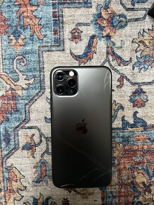 iPhone 11 Pro 256 GB - 3