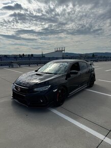 Honda Civic type r FK8 - 3