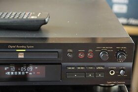 PIONEER PDR 555 RW CD player (DA-AD převodník) včetně DO - 3