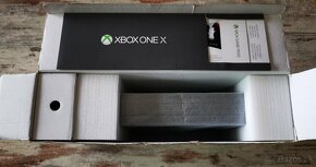 Xbox one X 4K 1TB + Forza Motorsport 7 + Far Cry 5 - 3