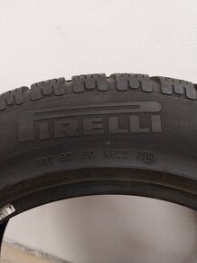 Predám zimné pneu Pirelli 205x60R16 - 3